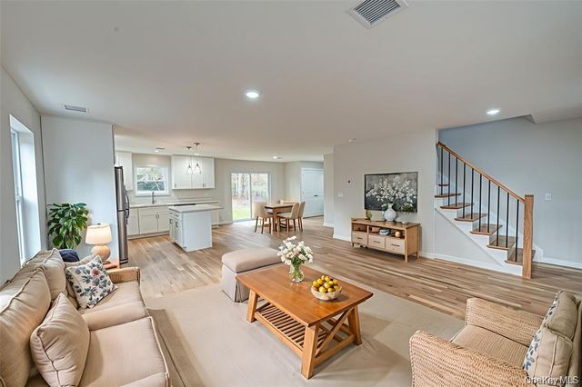 30A Washington Avenue, Port Jefferson Station, NY 11776