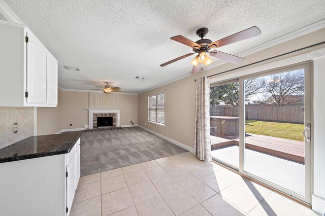 115 Coral Bay Drive, League City, TX 77573