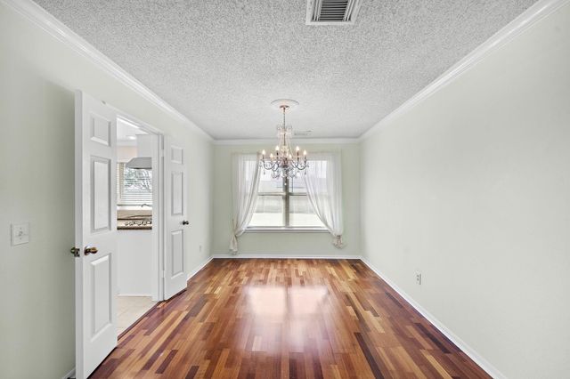 115 Coral Bay Drive, League City, TX 77573