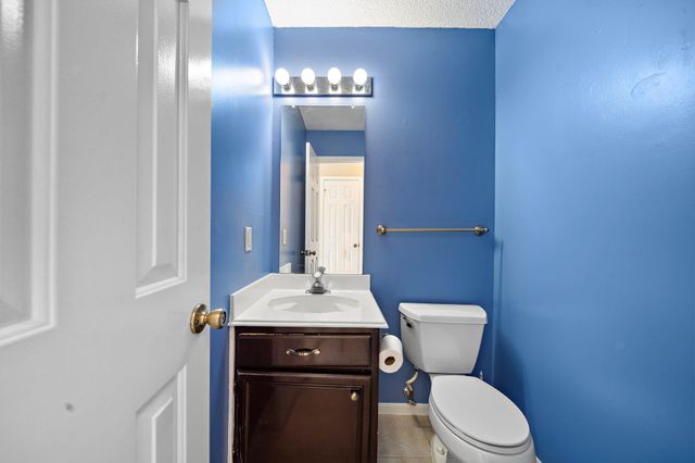 115 Coral Bay Drive, League City, TX 77573