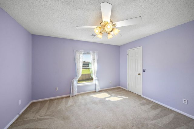 115 Coral Bay Drive, League City, TX 77573