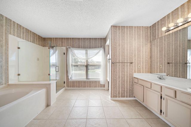 115 Coral Bay Drive, League City, TX 77573