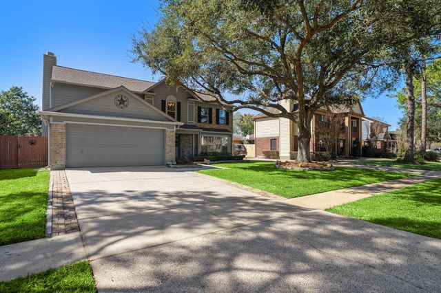 115 Coral Bay Drive, League City, TX 77573