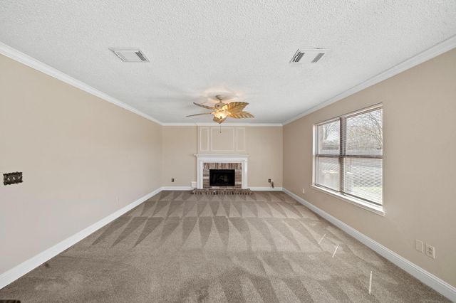 115 Coral Bay Drive, League City, TX 77573