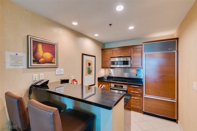 145 East HARMON Avenue 2220 & 2218, Las Vegas, NV 89109