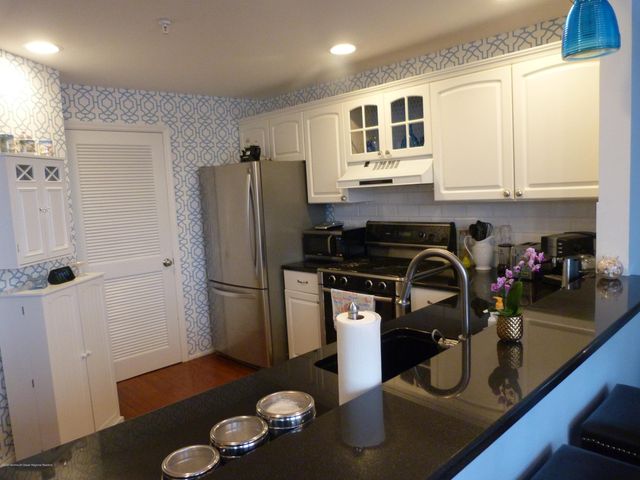 4 Ocean Avenue 14, Ocean Grove, NJ 07756