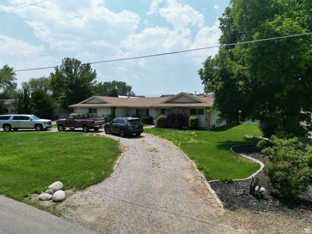 10456 S 3010 W, South Jordan, UT 84095 — photo 2