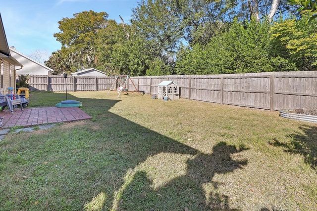 921 VILLAGE LAKE DRIVE N, Deland, FL 32724