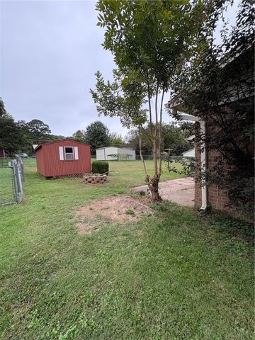 308 Tanglewood Drive, Russellville, AR 72801