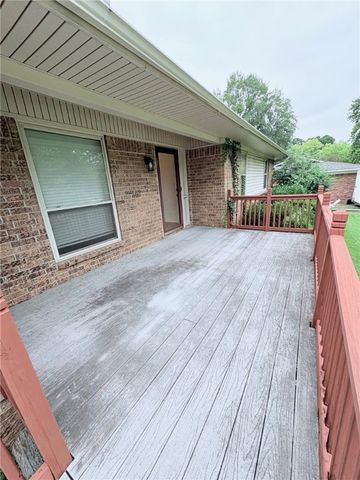 308 Tanglewood Drive, Russellville, AR 72801