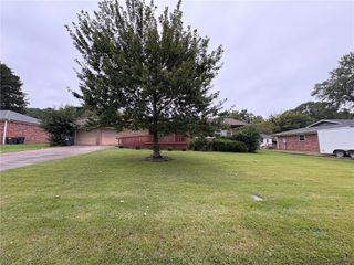 308 Tanglewood Drive, Russellville, AR 72801
