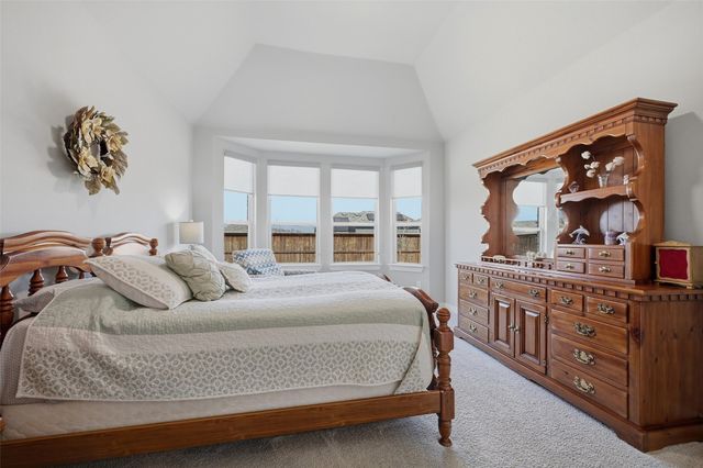 3913 Southbend Drive, Denison, TX 75020