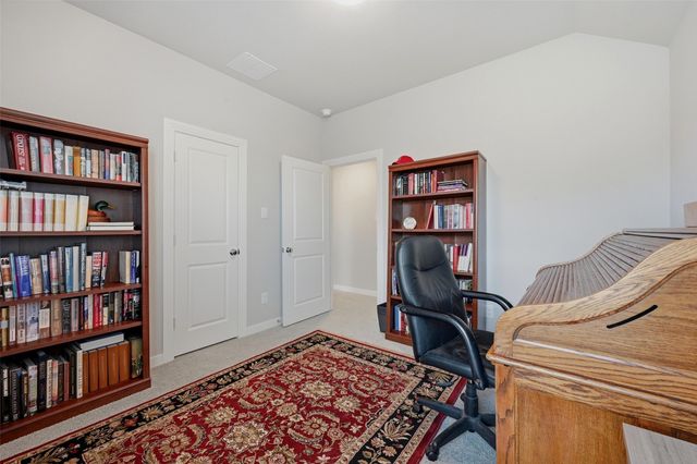 3913 Southbend Drive, Denison, TX 75020