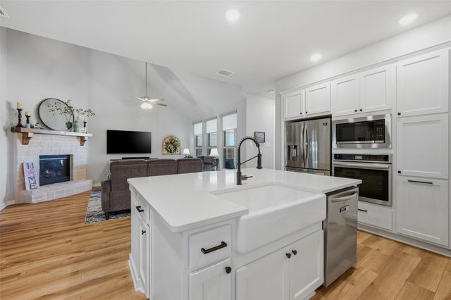 3913 Southbend Drive, Denison, TX 75020