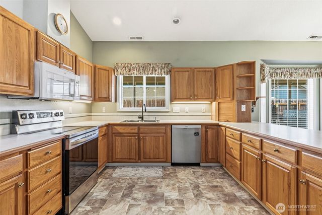 2426 38th Avenue, Longview, WA 98632
