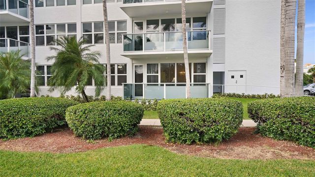 3333 NE 34 Street 109, Fort Lauderdale, FL 33308