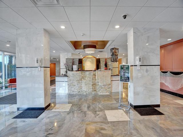 3333 NE 34 Street 109, Fort Lauderdale, FL 33308