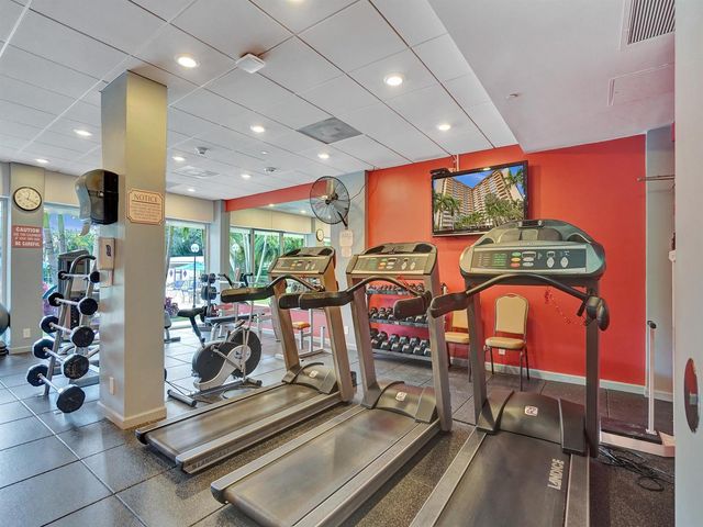 3333 NE 34 Street 109, Fort Lauderdale, FL 33308