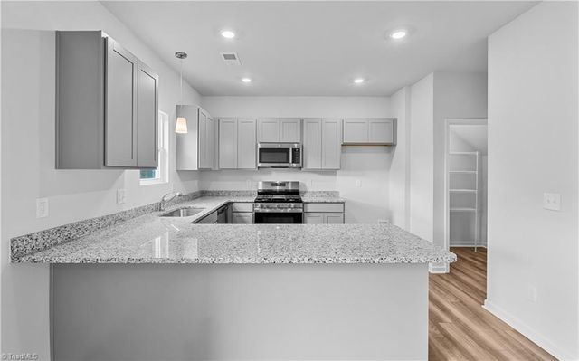 817 Shoveler Court, Kernersville, NC 27284