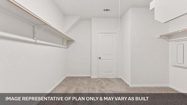 1924 Hamshackle DR, Leander, TX 78641