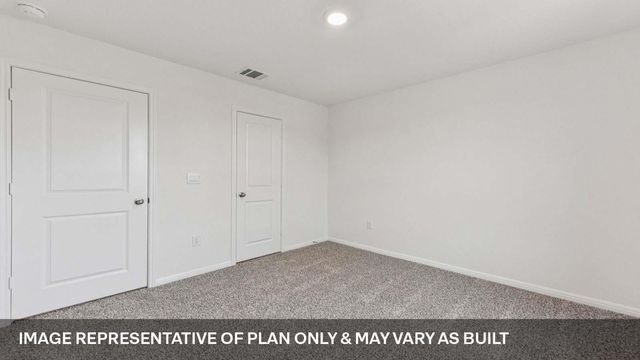 1924 Hamshackle DR, Leander, TX 78641
