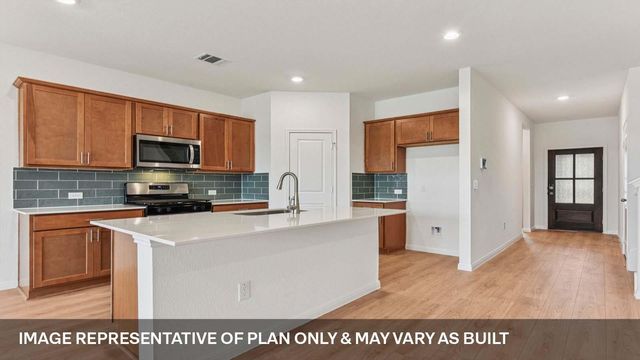 1924 Hamshackle DR, Leander, TX 78641