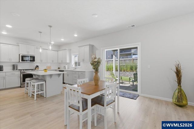 7192 SE Cheryl Ct, Corvallis, OR 97330