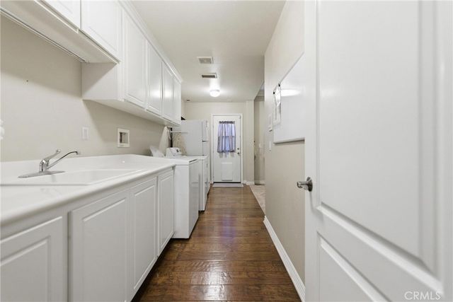 3435 S Saddleback Court, Santa Ana, CA 92704