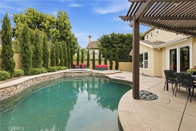 3435 S Saddleback Court, Santa Ana, CA 92704