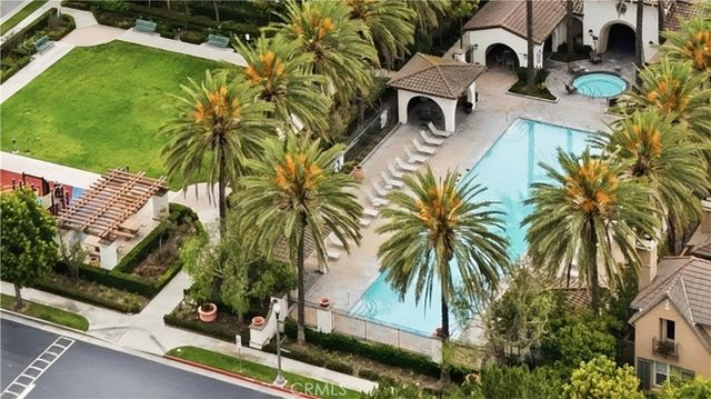 3435 S Saddleback Court, Santa Ana, CA 92704