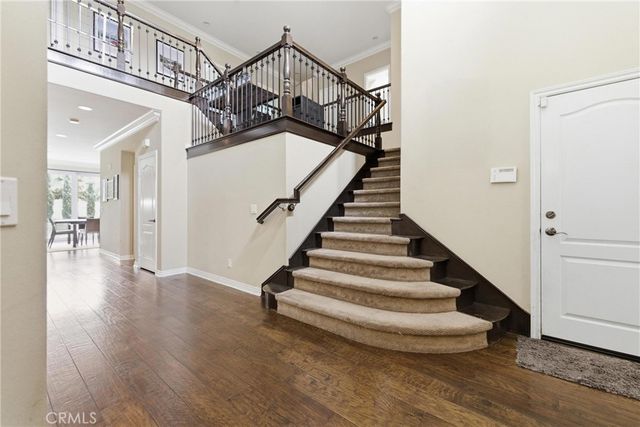 3435 S Saddleback Court, Santa Ana, CA 92704