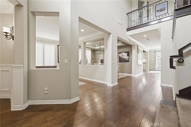 3435 S Saddleback Court, Santa Ana, CA 92704