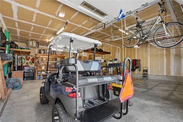 3065 Ridgeview Drive, Ely, IA 52227