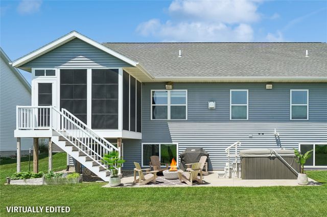 3065 Ridgeview Drive, Ely, IA 52227