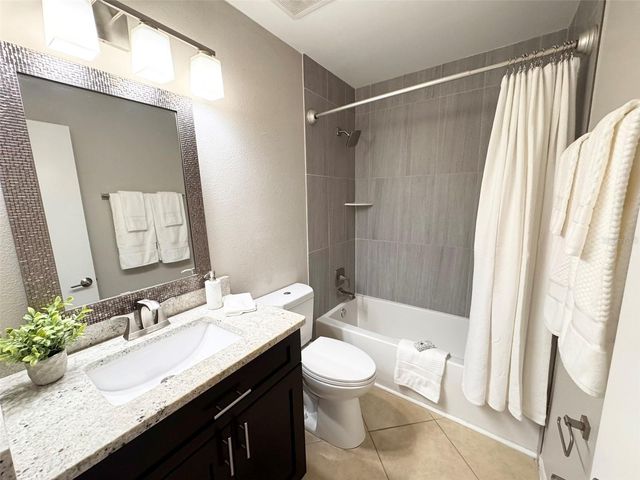 1422 SKYBOLT COURT 28, Orlando, FL 32825