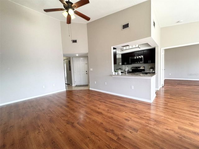 1422 SKYBOLT COURT 28, Orlando, FL 32825