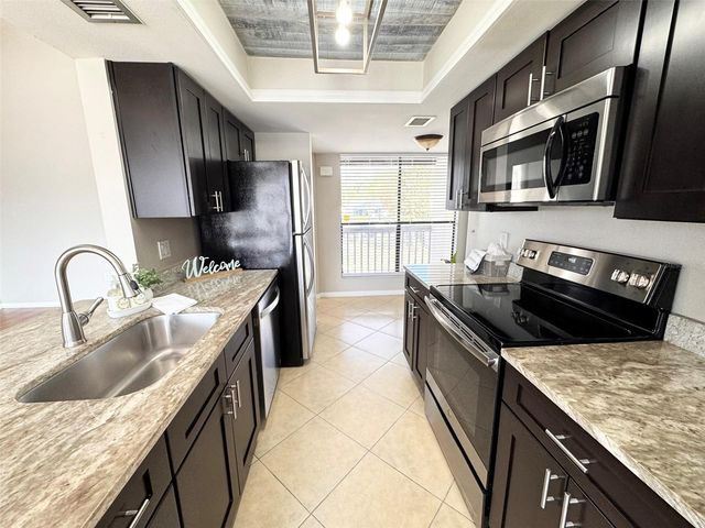 1422 SKYBOLT COURT 28, Orlando, FL 32825