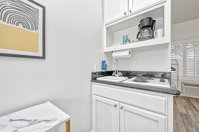 2112 Harold Street, Houston, TX 77098