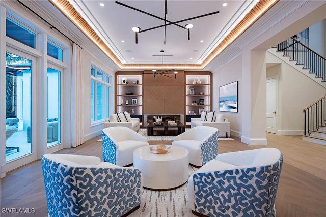 275 SPRING LINE DR, Naples, FL 34102