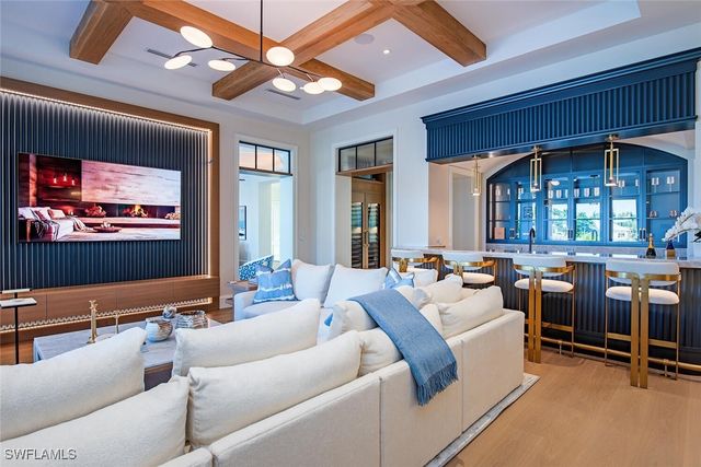 275 SPRING LINE DR, Naples, FL 34102