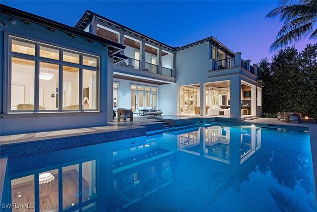 275 SPRING LINE DR, Naples, FL 34102