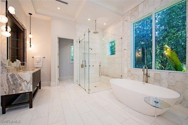 275 SPRING LINE DR, Naples, FL 34102