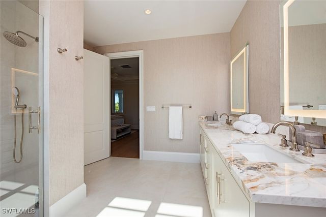 275 SPRING LINE DR, Naples, FL 34102