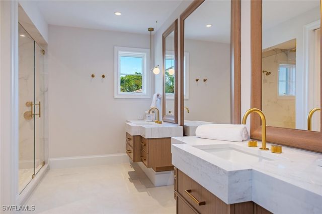 275 SPRING LINE DR, Naples, FL 34102