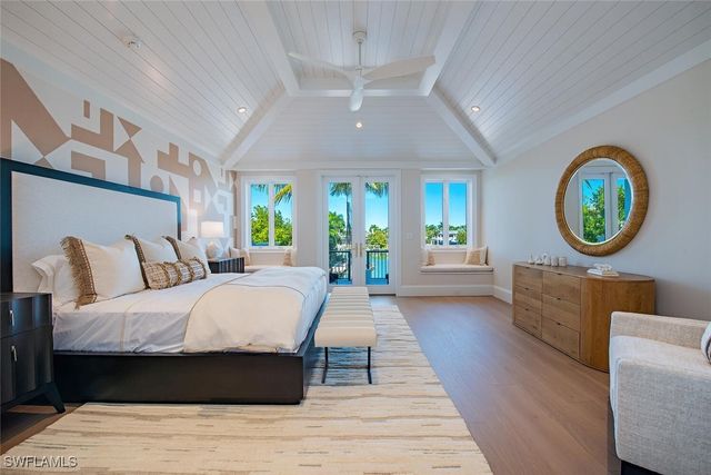 275 SPRING LINE DR, Naples, FL 34102