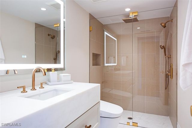 275 SPRING LINE DR, Naples, FL 34102