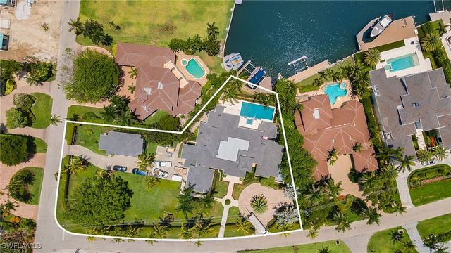 275 SPRING LINE DR, Naples, FL 34102