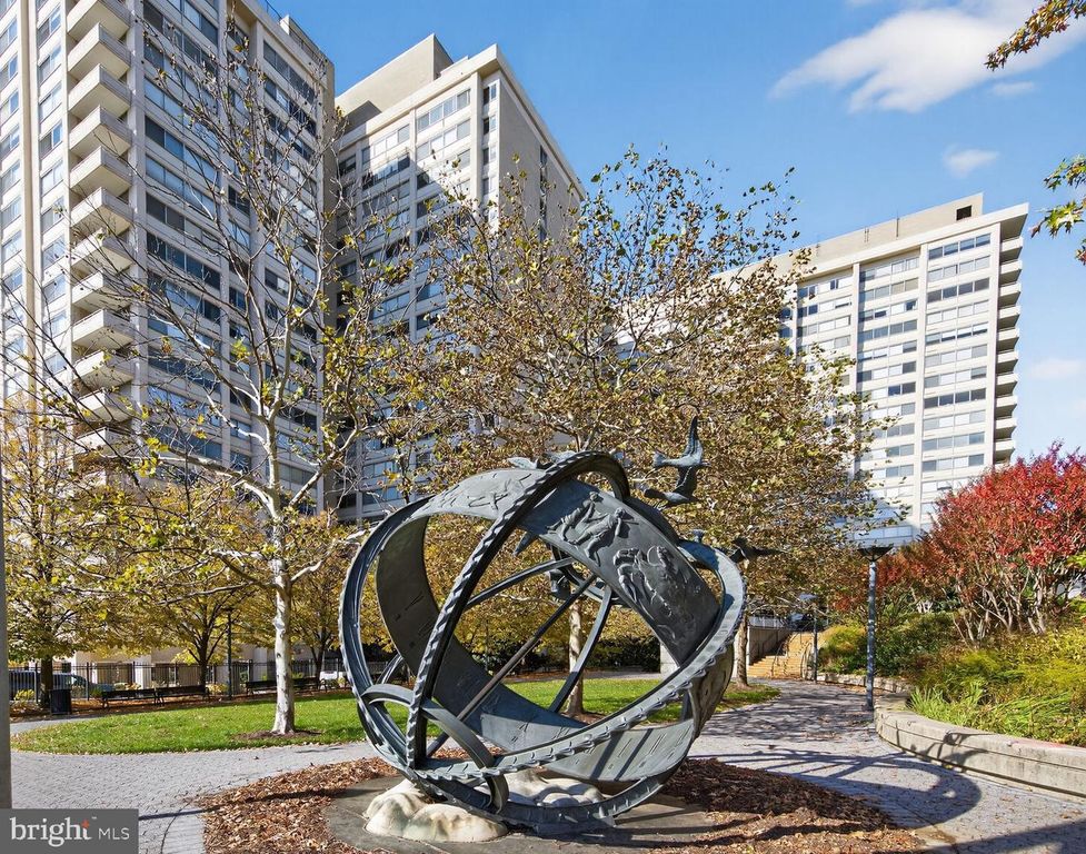 4515 WILLARD AVE #2105S, Chevy Chase, MD 20815