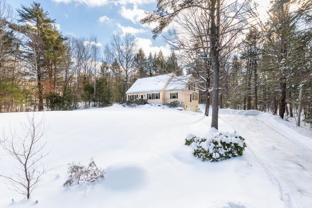 490 Meredith Center Road, Laconia, NH 03246