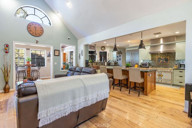 16713 Sequoia Way, Pine Mountain Club, CA 93222